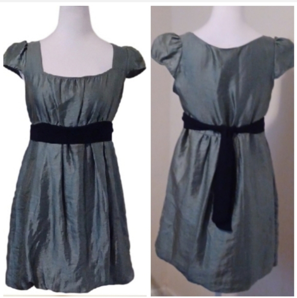 🐈‍⬛Elegant Green Dress with Black Accent Belt - Picture 1 of 7